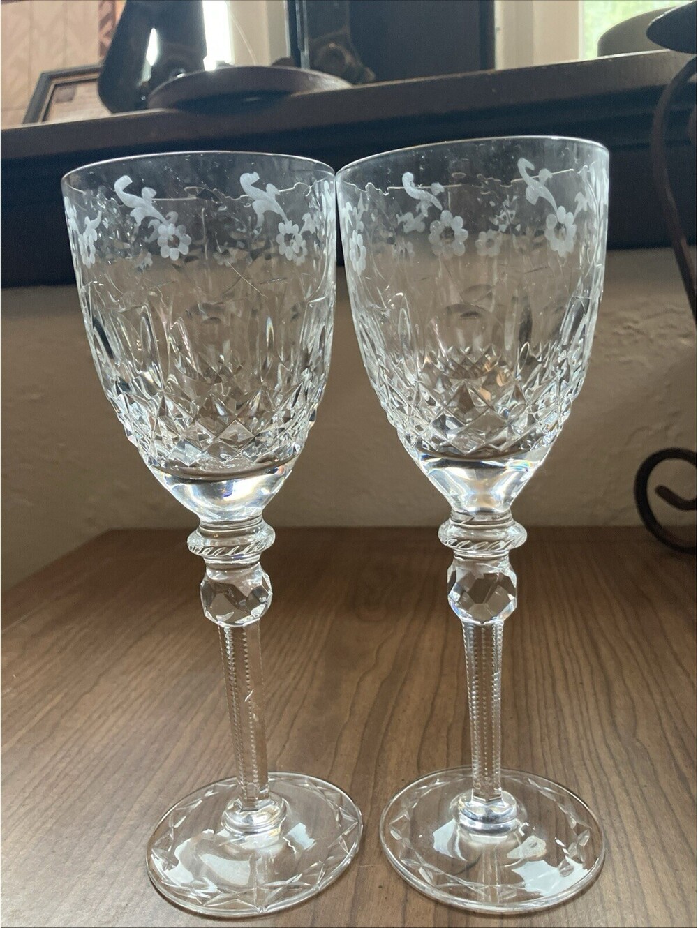 Rogaska Crystal Gallia Wine Glasses 7 3/4" Set Of 2 SEE DESCRIPTIONS ONE CHIP